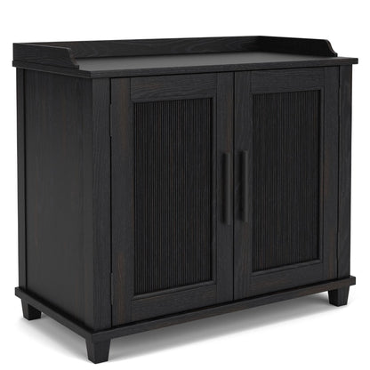 Calhoun Bachelors Chest - Chapin Furniture