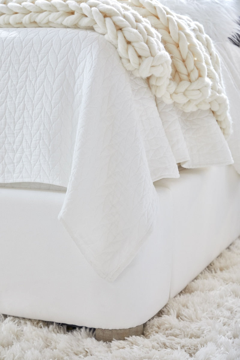 Balboa Upholstered Bed - Chapin Furniture
