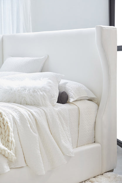 Balboa Upholstered Bed - Chapin Furniture