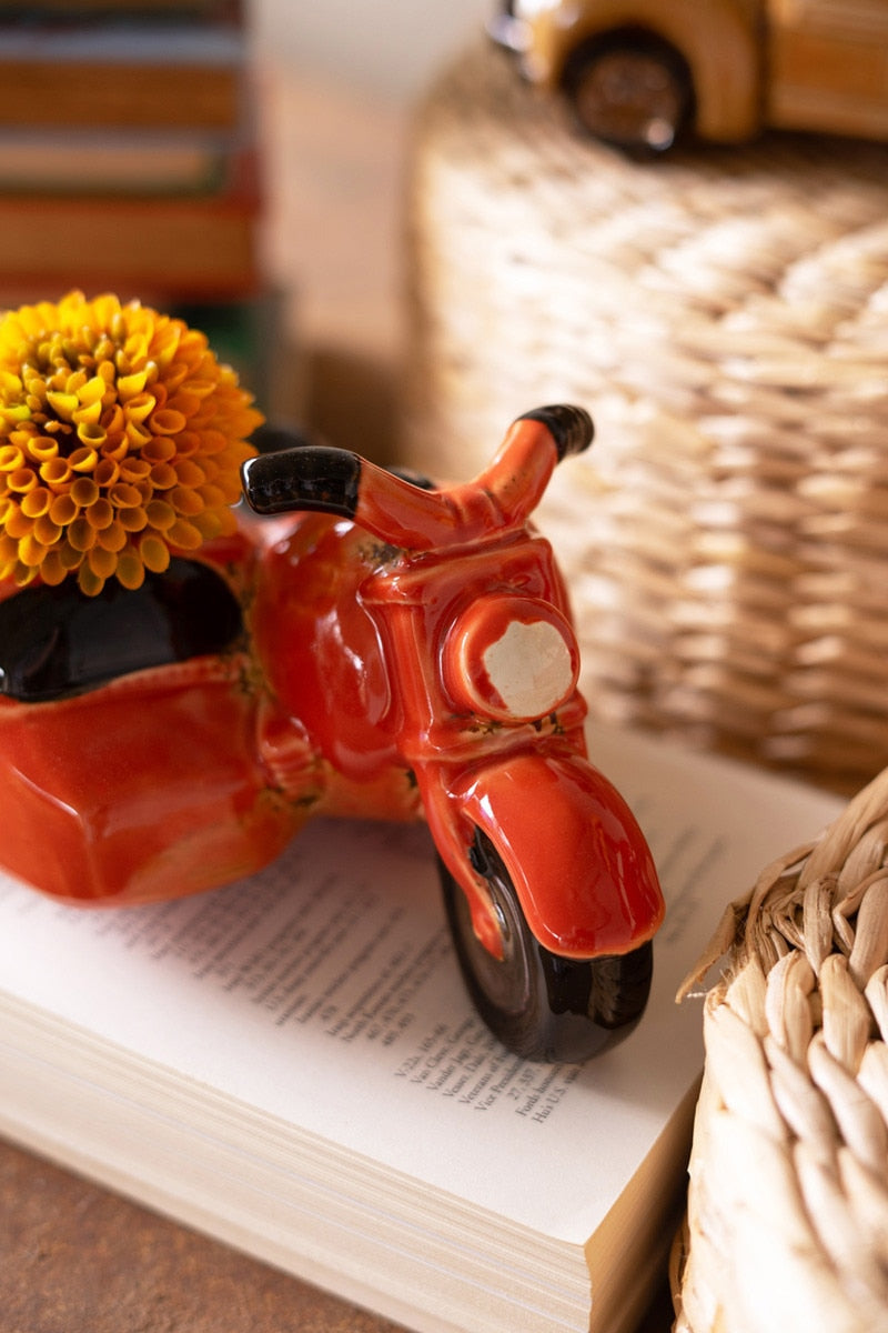 Ceramic Motorcycle with Sidecar Planter - Chapin Furniture