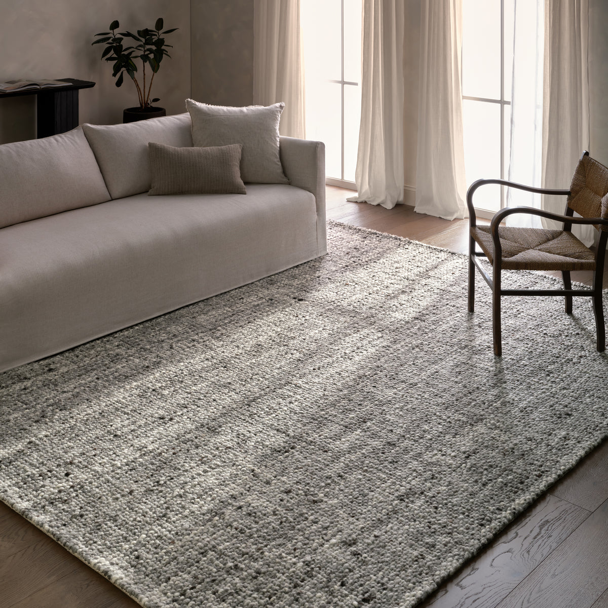 Cambridge Season CMB07 Gray Rug - Chapin Furniture
