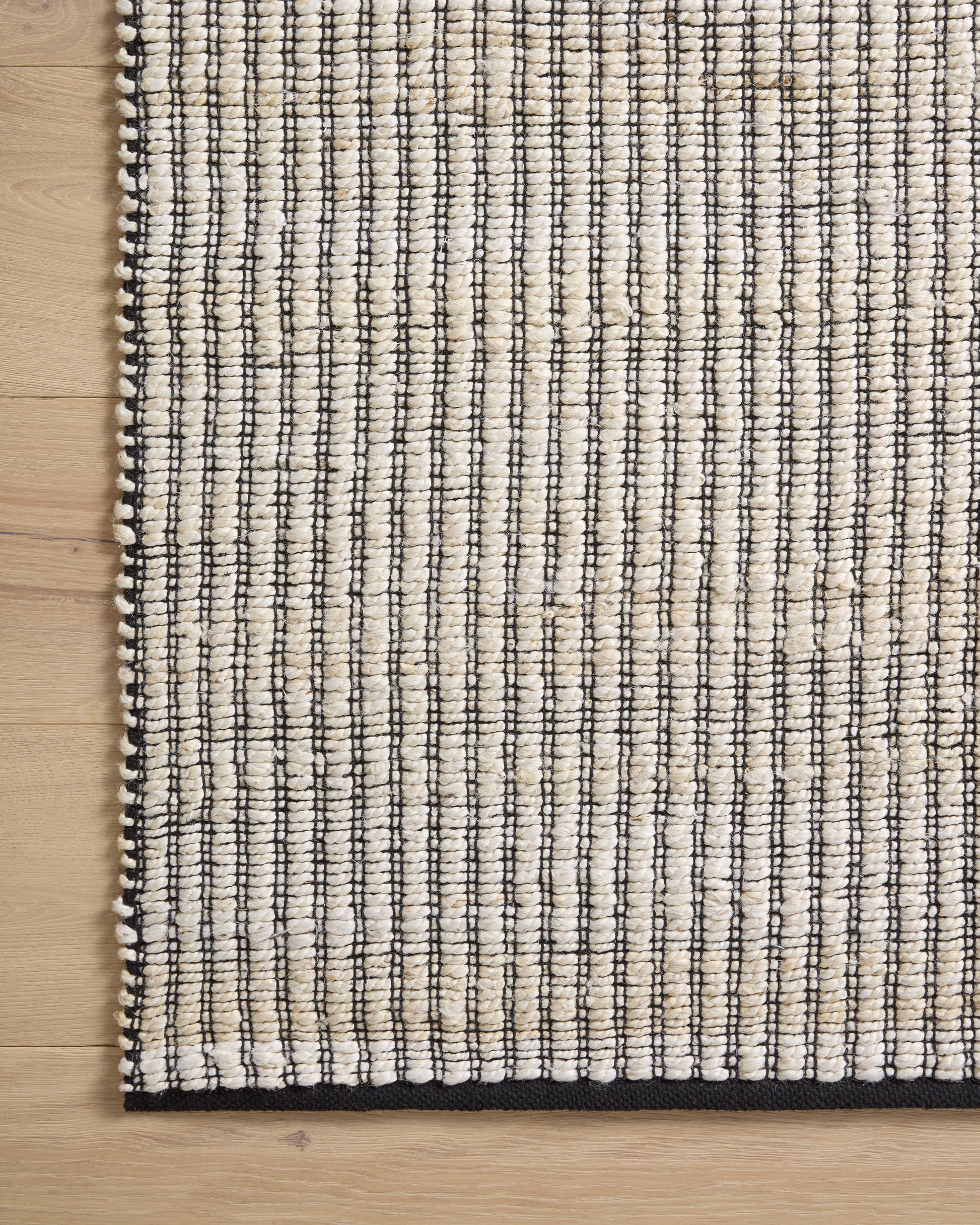 Angela Rose Colton Rug - Ivory / Black - Chapin Furniture
