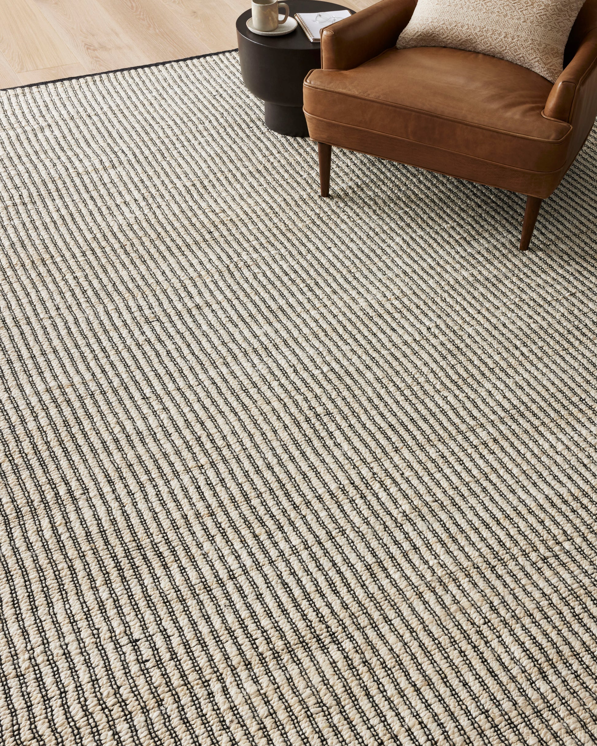 Angela Rose Colton Rug - Ivory / Black - Chapin Furniture