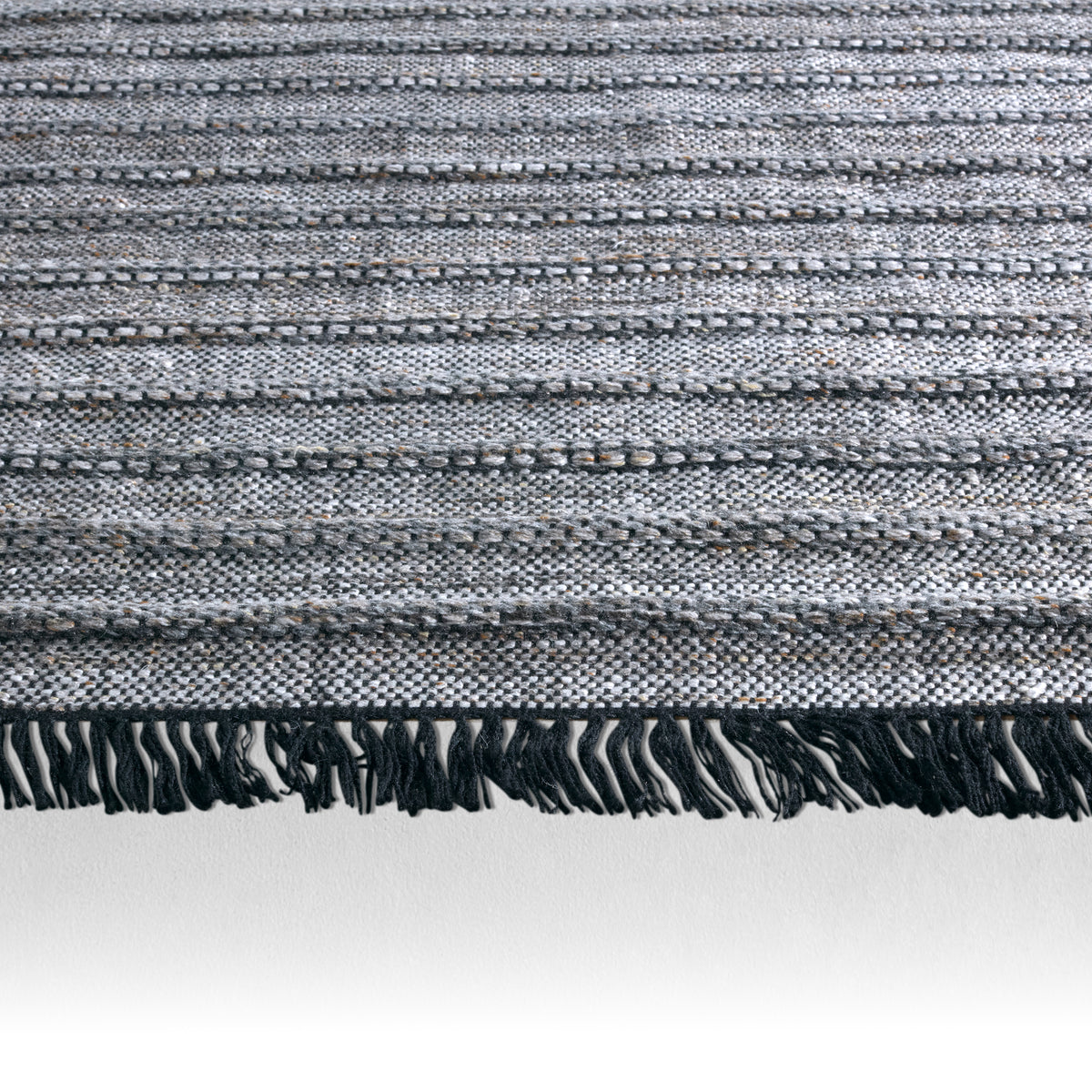 Castillo Torre CSL03 Black/Rust Indoor/Outdoor Rug - Chapin Furniture