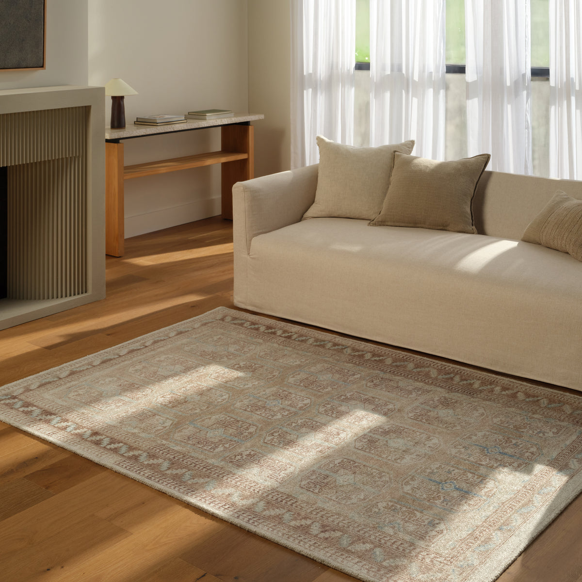 Casen Magnus CSN02 Tan/Blue Indoor/Outdoor Rug - Chapin Furniture