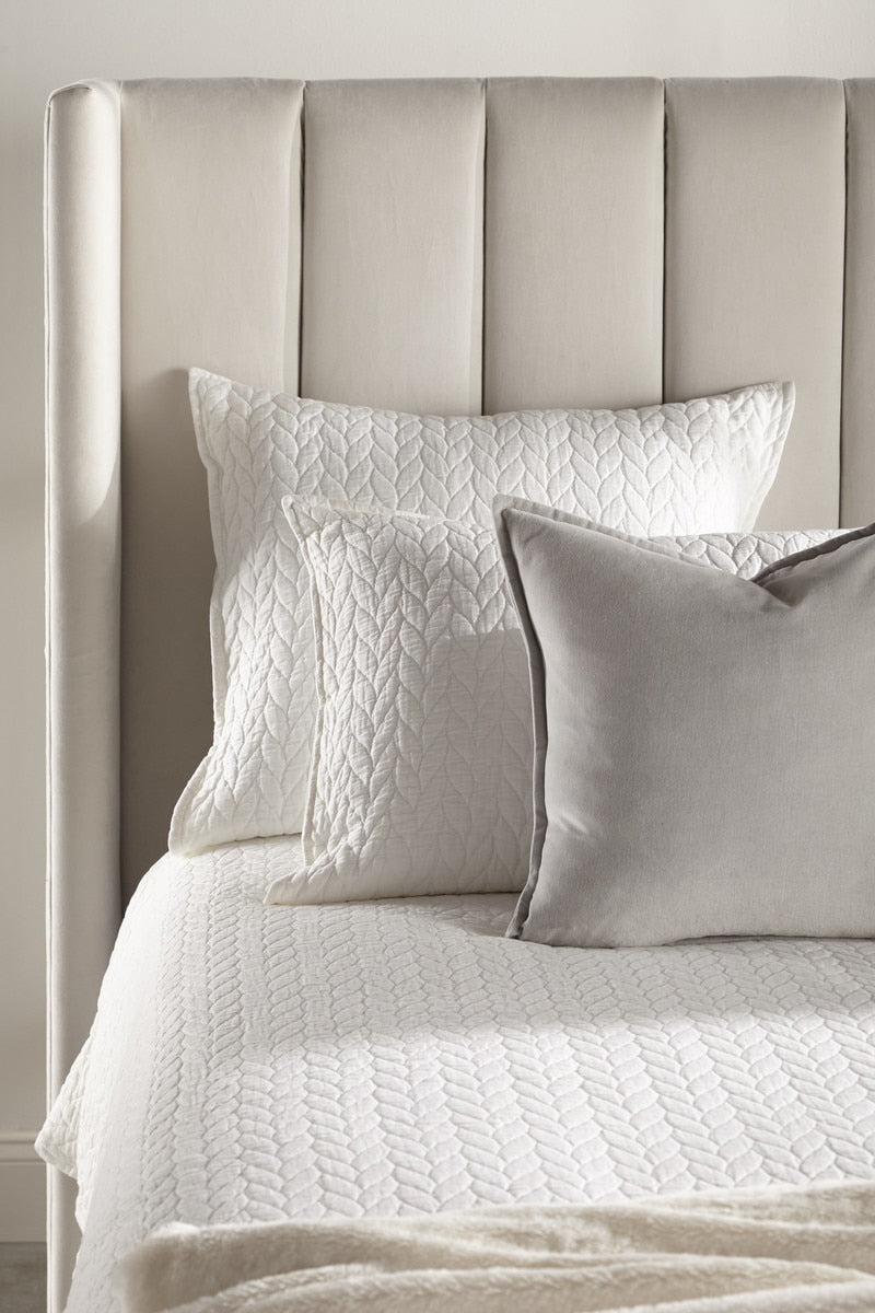 Chandler Upholstered Bed - Chapin Furniture