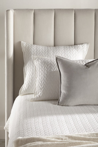 Chandler Upholstered Bed - Chapin Furniture