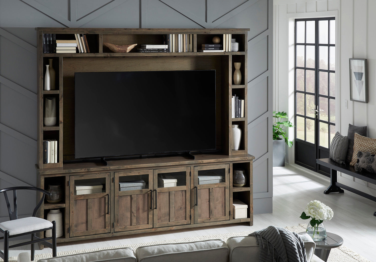 Finnegan 98" Console & Hutch