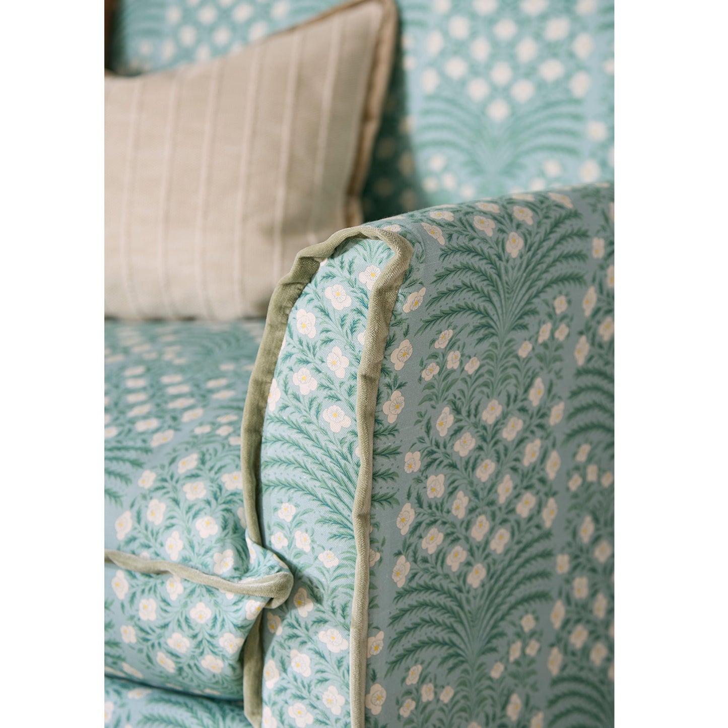 Oxford Chair And A Half- Custom - Chapin Furniture