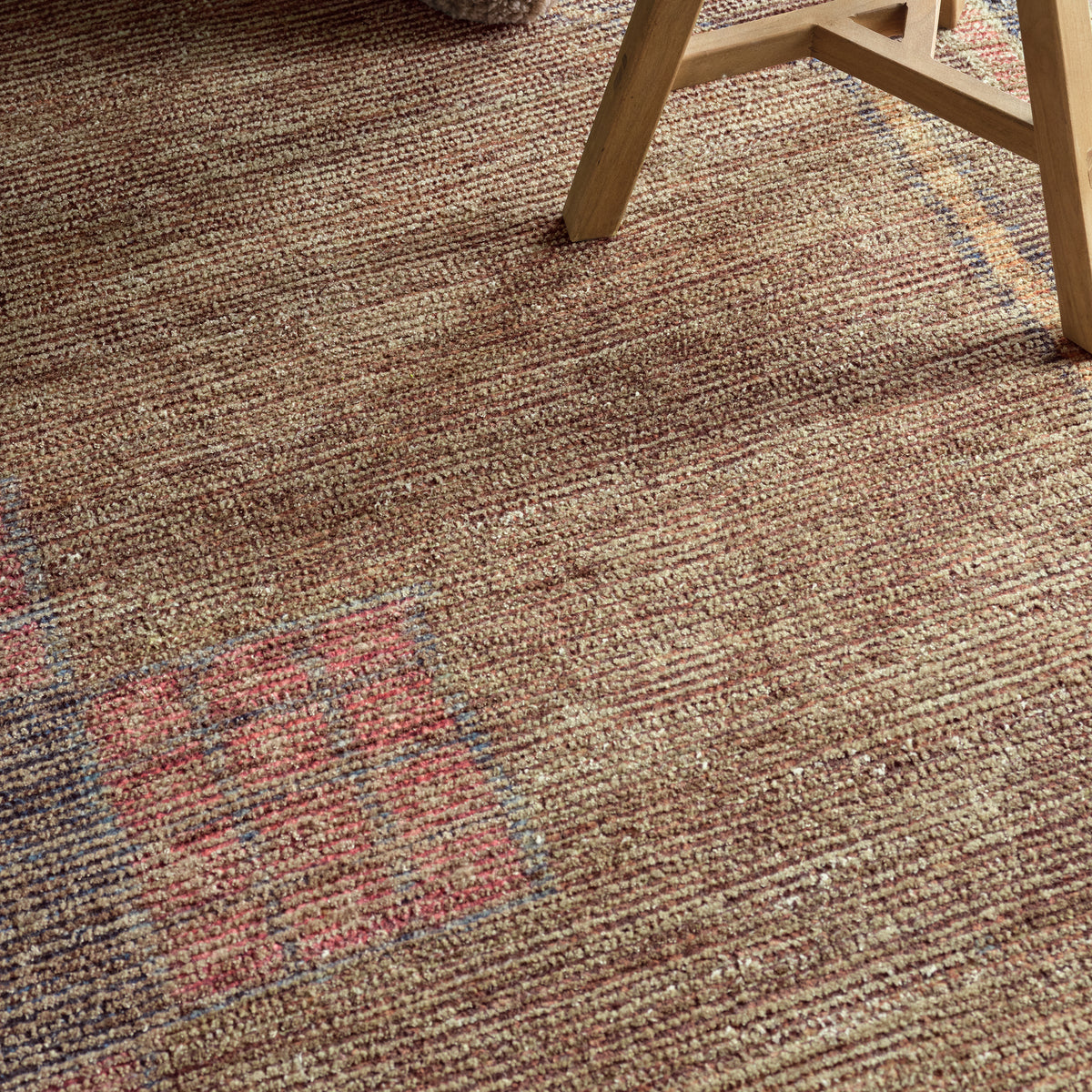 Elaida Wells ELA04 Red Rug - Chapin Furniture