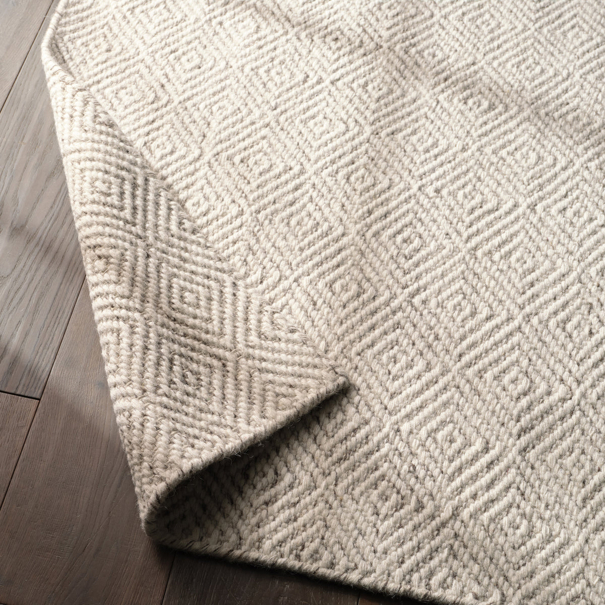 Enclave Bramble ENC03 Ivory/Gray Rug - Chapin Furniture