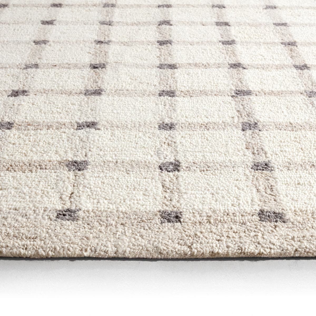 Form And Weave Hildie FAW02 Ivory/Tan Rug - Chapin Furniture