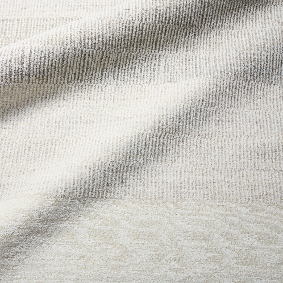 Finnigan Lawan FGN05 Ivory/White Rug - Chapin Furniture