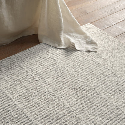 Finnigan Lawan FGN05 Ivory/White Rug - Chapin Furniture