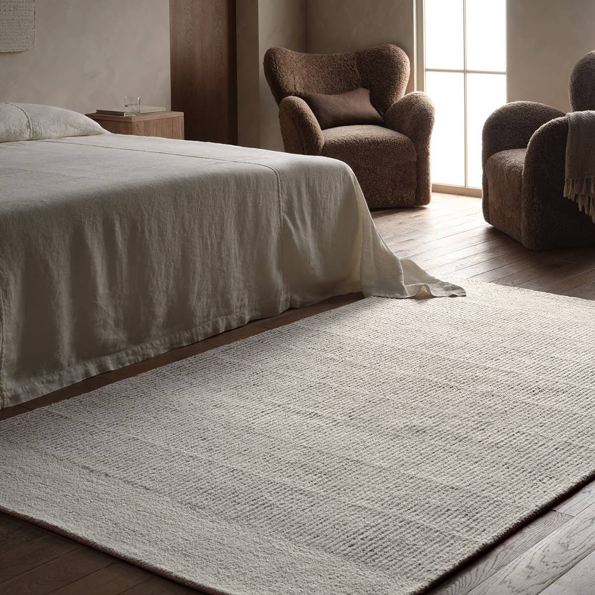Finnigan Lawan FGN05 Ivory/White Rug - Chapin Furniture