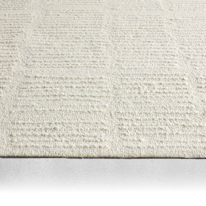 Finnigan Radha FGN09 Ivory/White Rug - Chapin Furniture