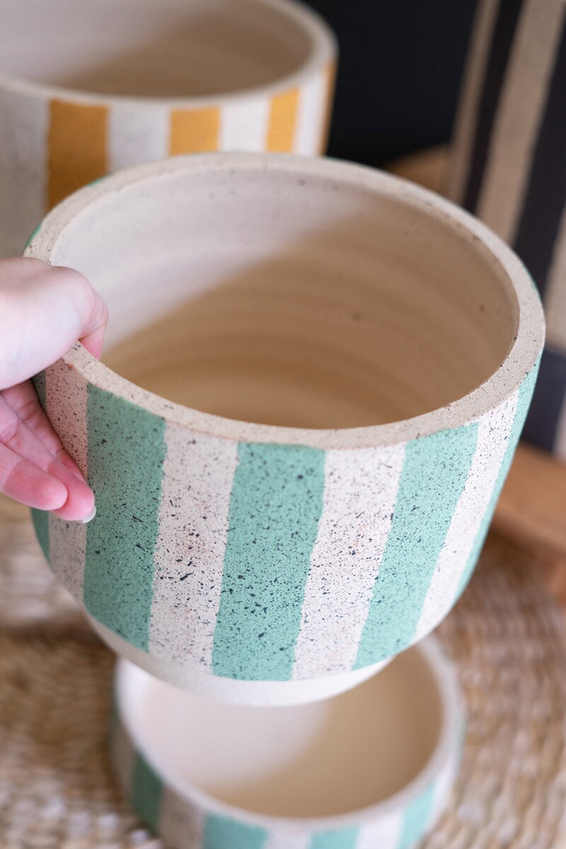 Set of 3 Striped Clay Planters with Trays - Thumbnail 3