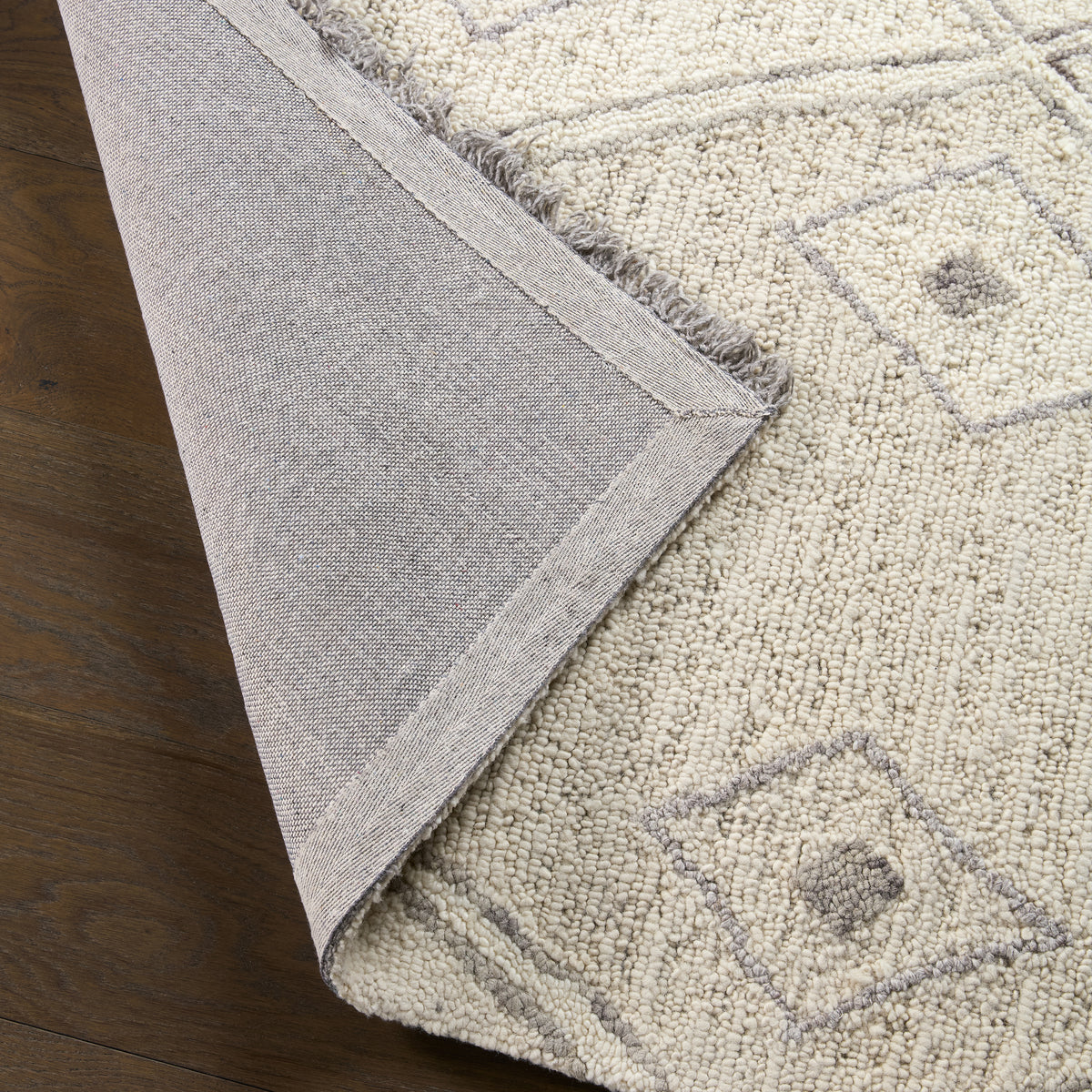 Hadi Ismael HAD02 White/Gray Rug - Chapin Furniture