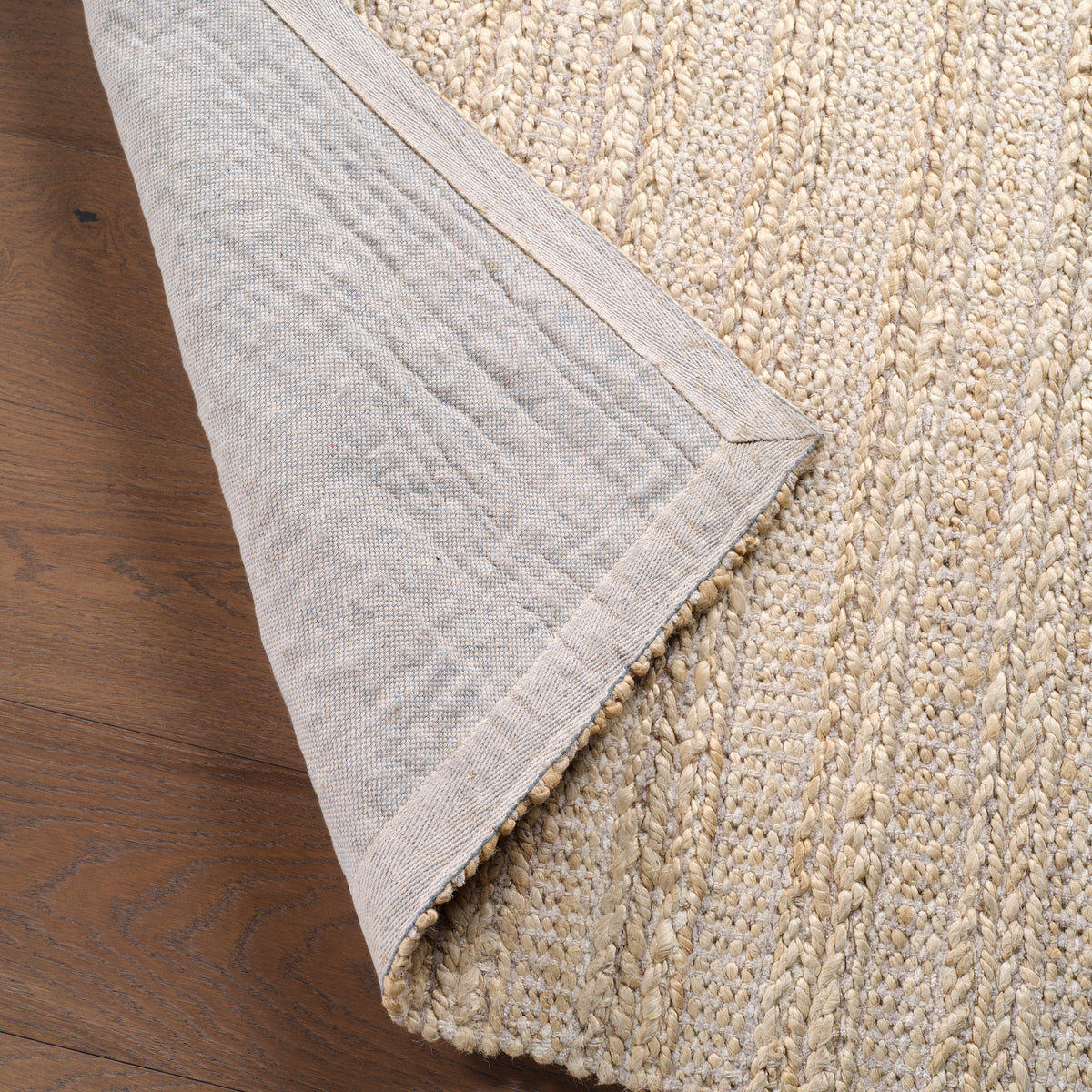 Himalaya Canterbury HM28 White/Beige Rug - Chapin Furniture