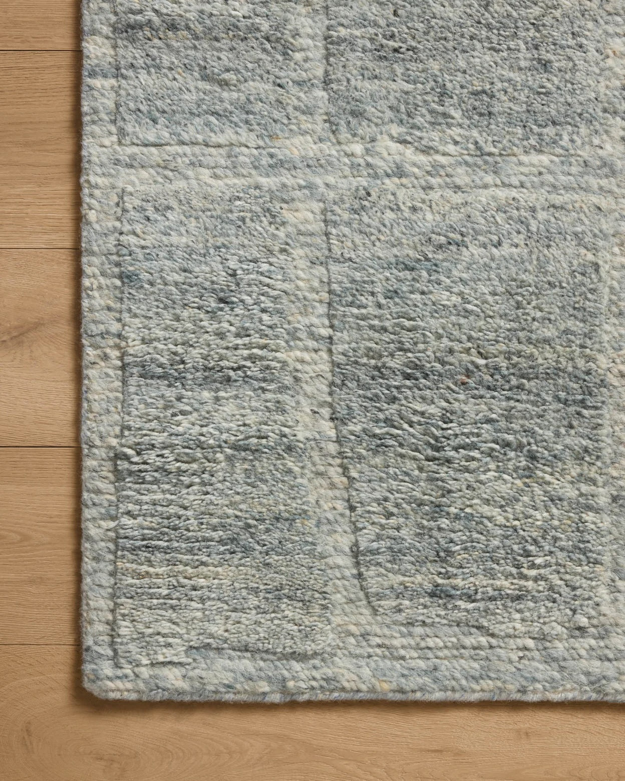 Hughes 01 Sky Rug - Chapin Furniture