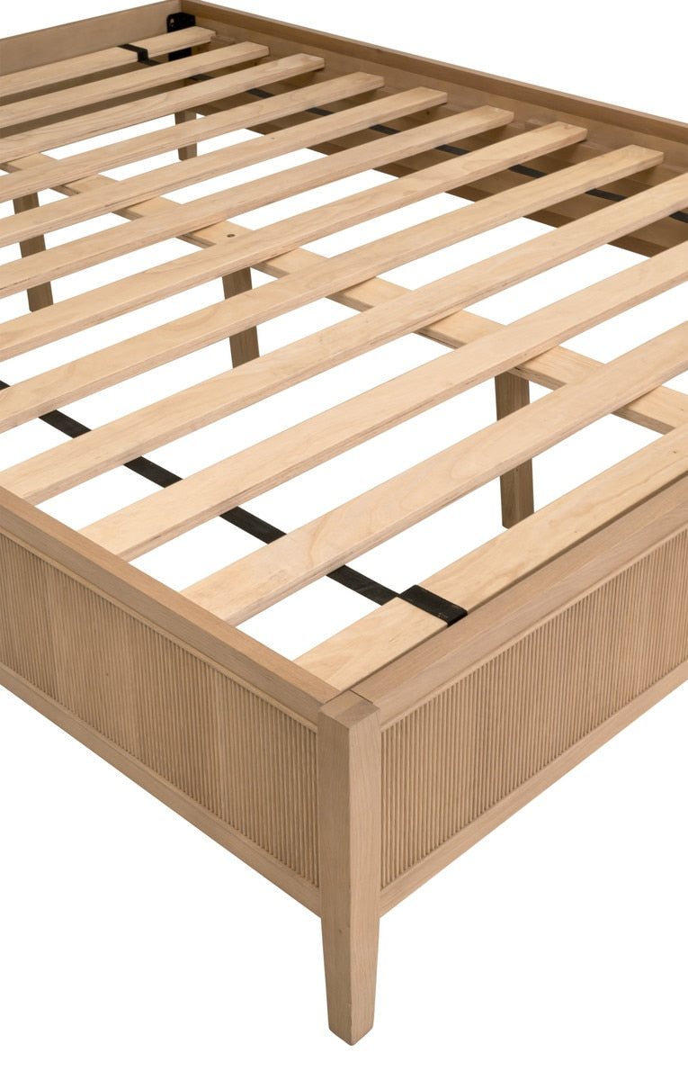 Highland Bed - Chapin Furniture