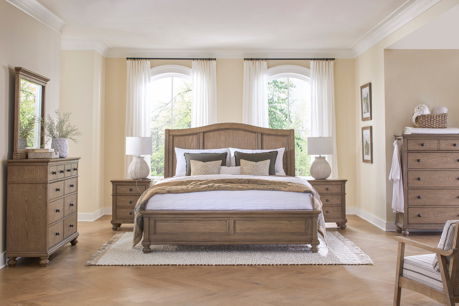 Oxford Sleigh Bed - Chapin Furniture