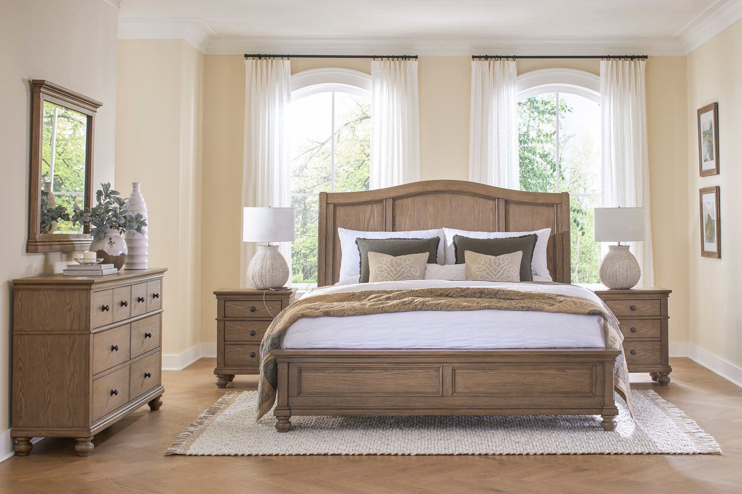Oxford Sleigh Bed - Chapin Furniture