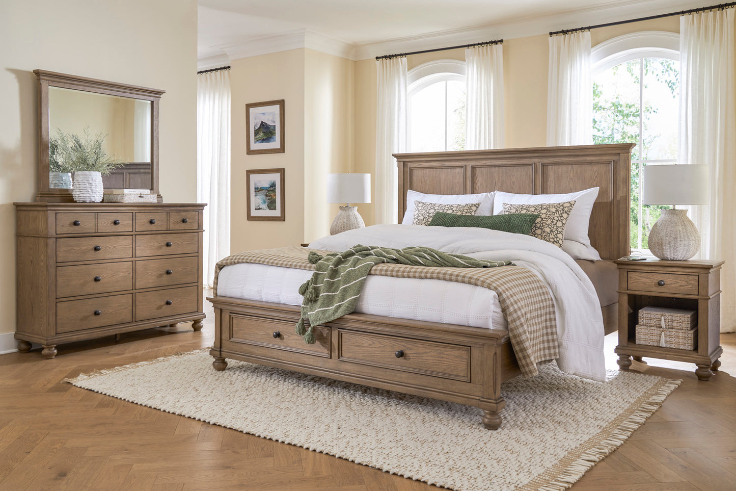 Oxford Panel Storage Bed - Chapin Furniture