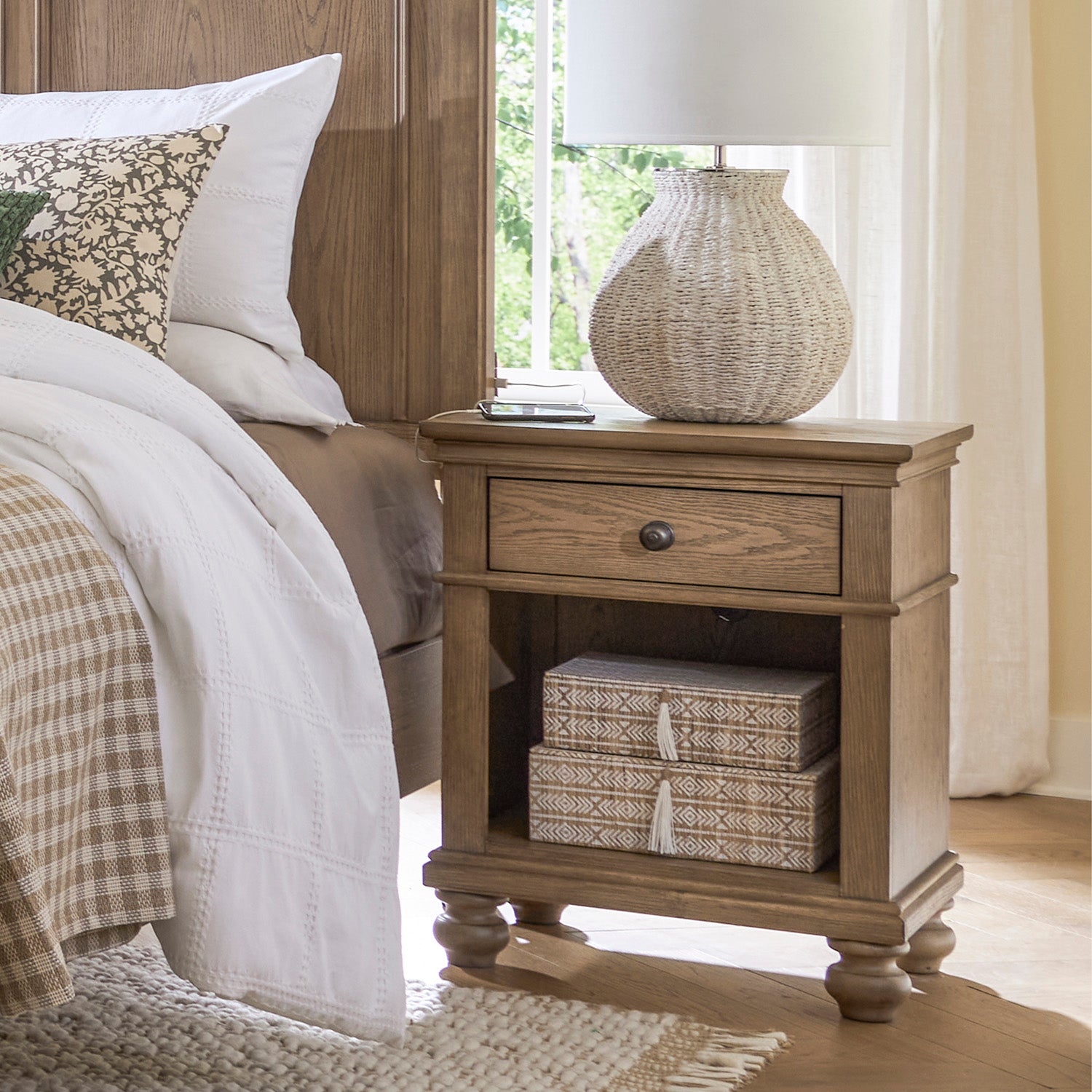 Oxford 1 Drawer Nightstand - Chapin Furniture