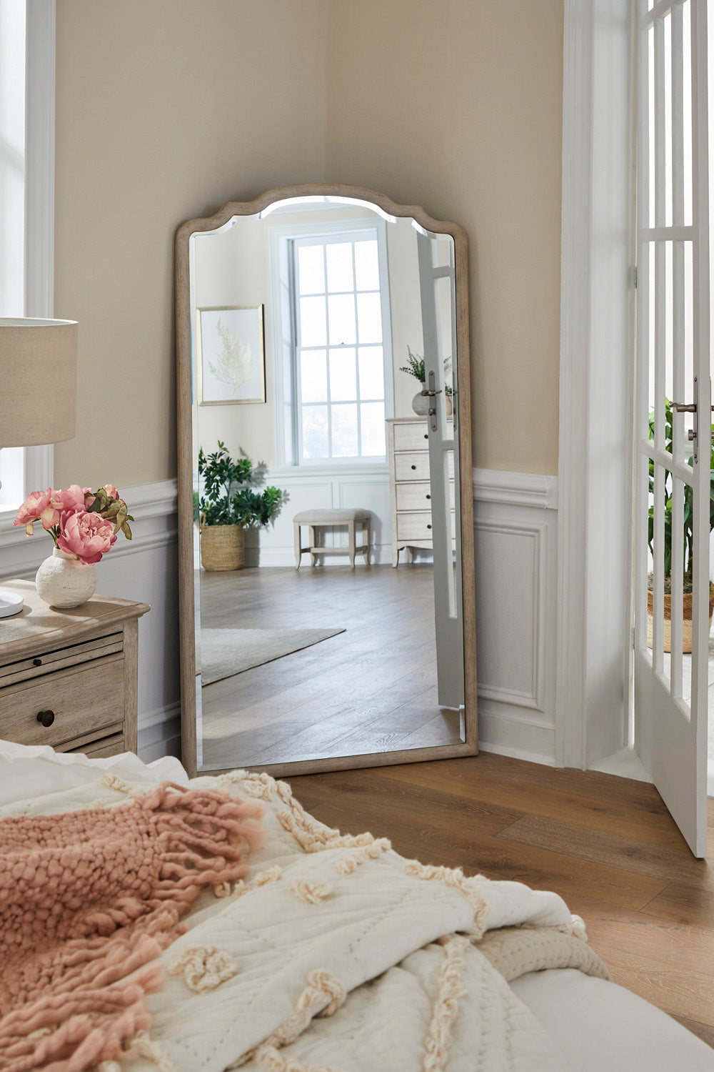 ASPEN FURNITURE Provence Floor Mirror - Thumbnail 4