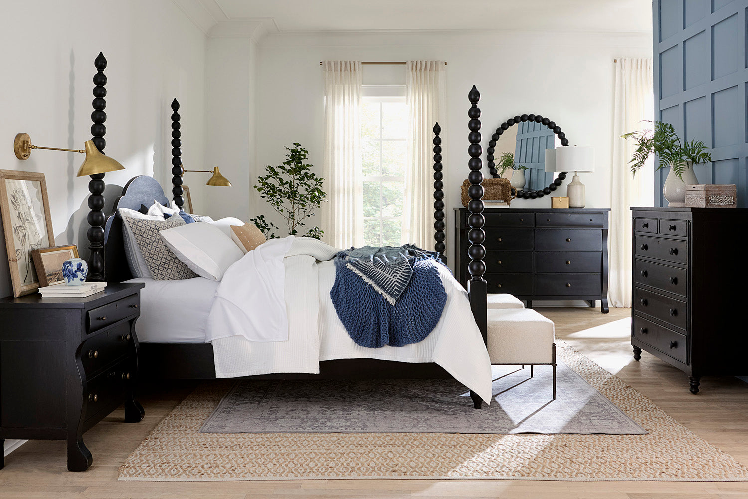 Caroline Poster Bed - Chapin Furniture