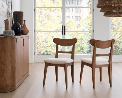 Caden Dining Table With 6 Chairs - Chapin Furniture