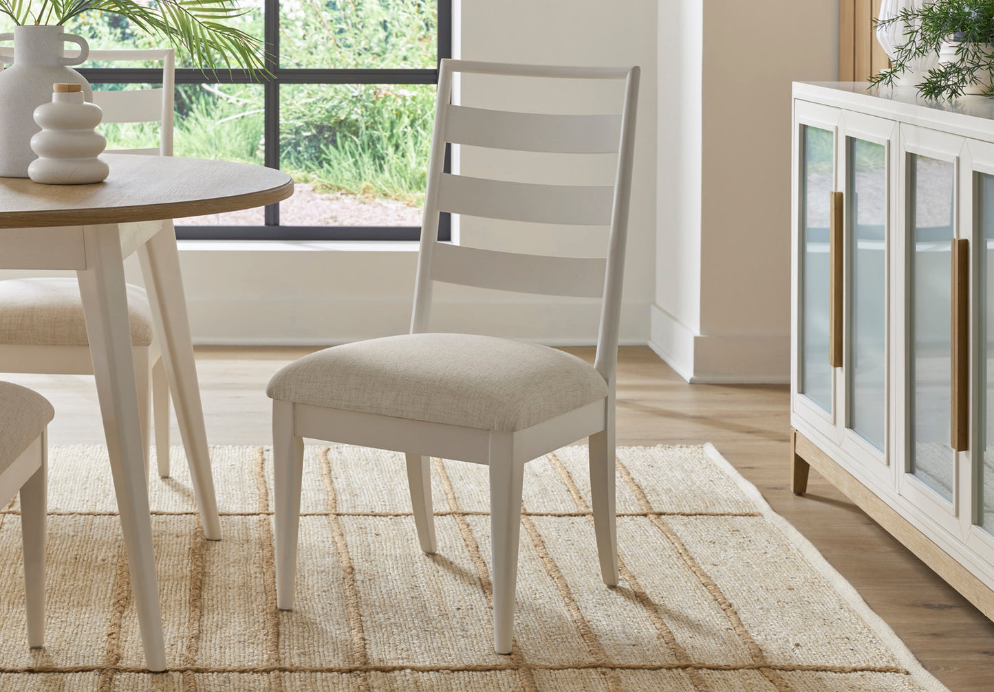 Astoria Round Dining Table