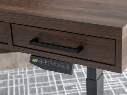 Harman 60" Lift Desk