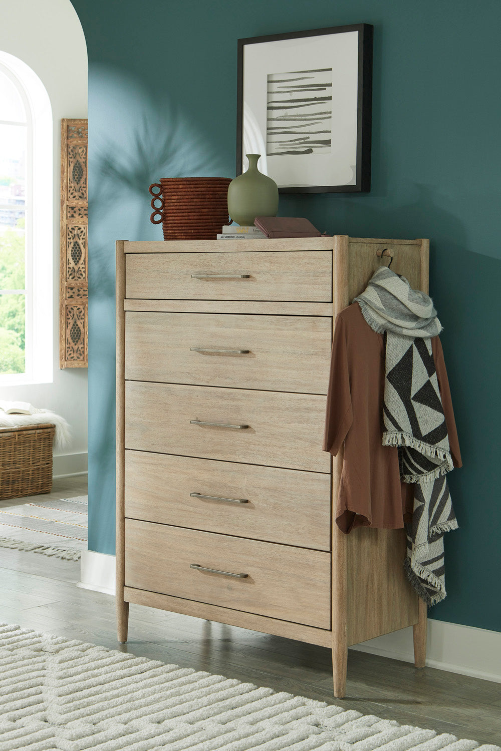Aspen Furniture Shiloh Chest - Thumbnail 2