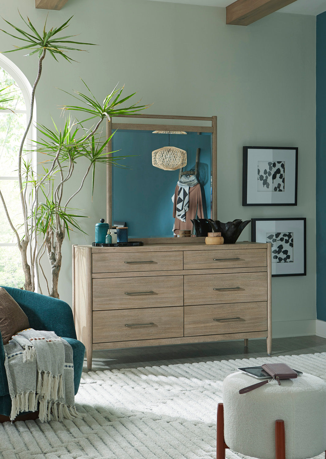 Shiloh Mirror - Chapin Furniture