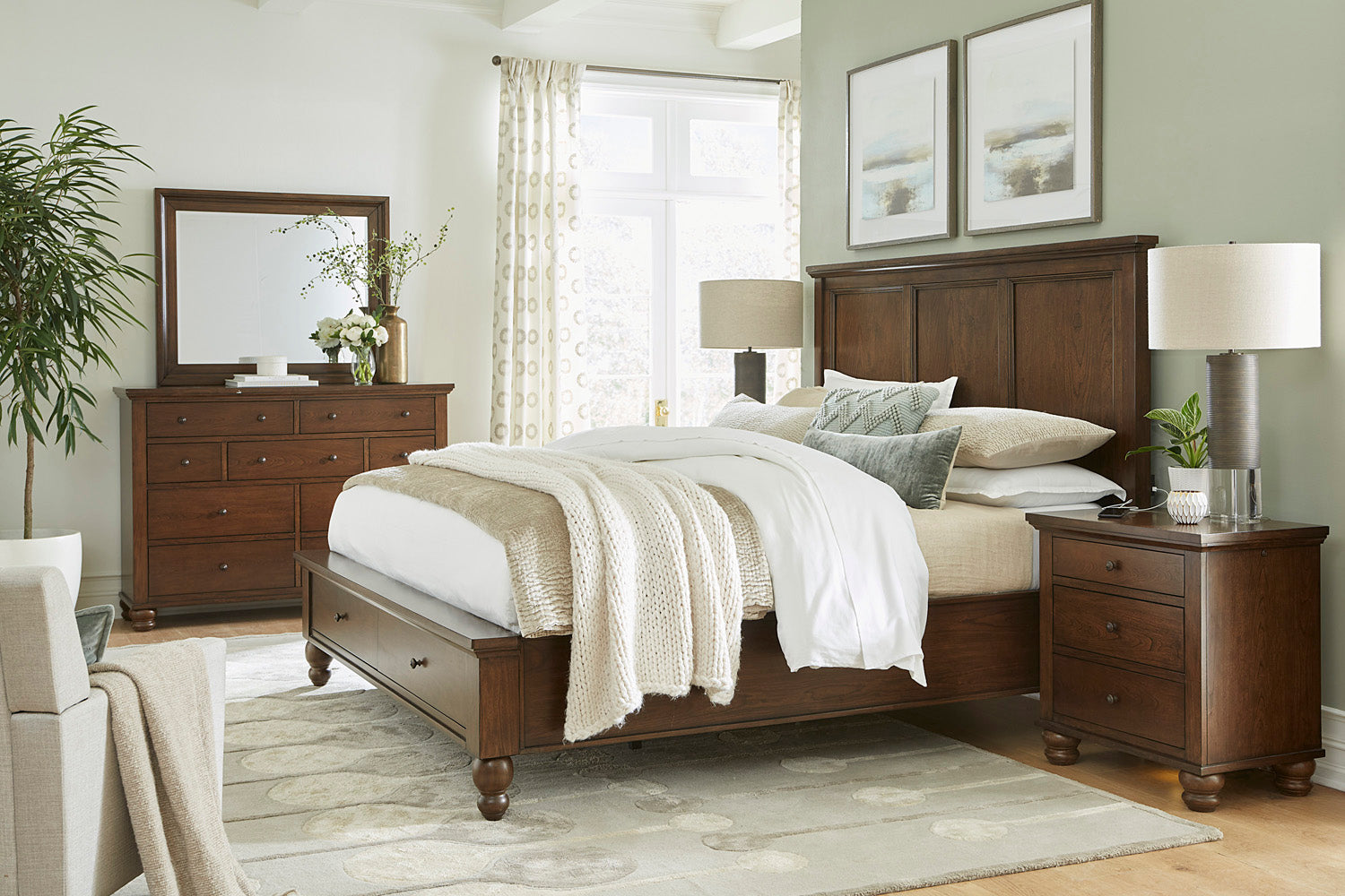 Cambridge Panel Bed - Chapin Furniture