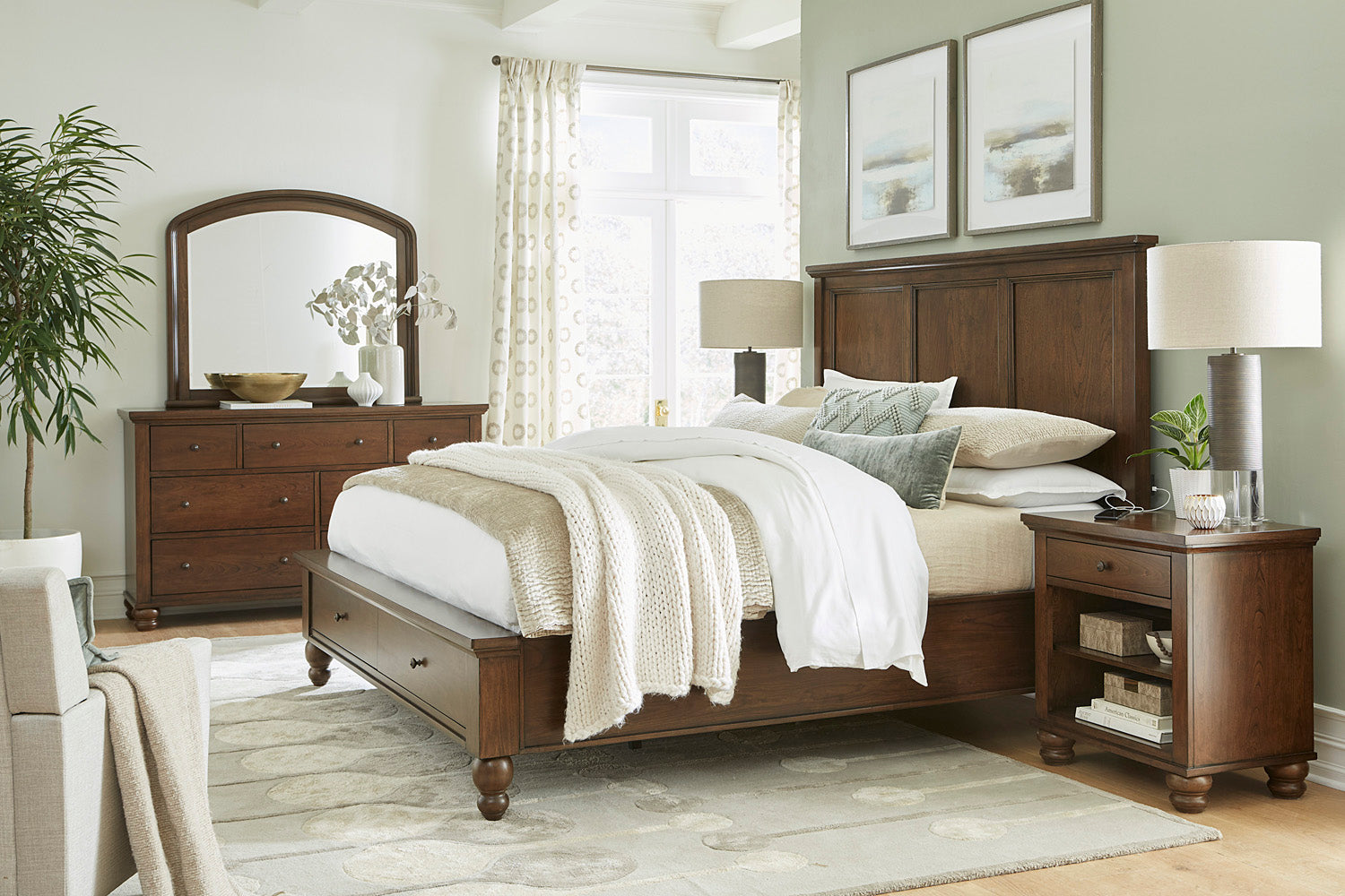 Cambridge Panel Bed - Chapin Furniture