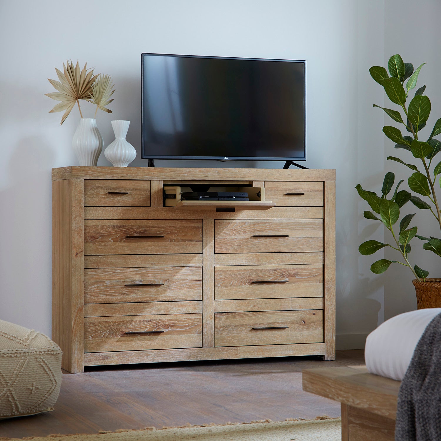 Modern Loft Chesser - Chapin Furniture