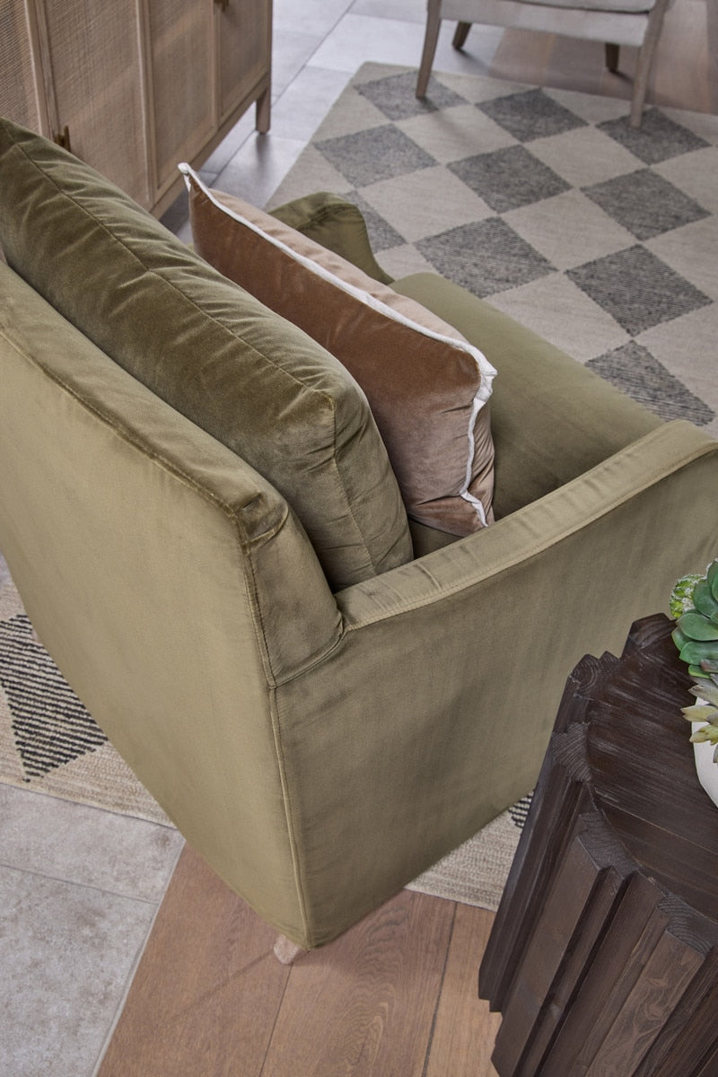 Jade Slipcover Club Chair - Chapin Furniture