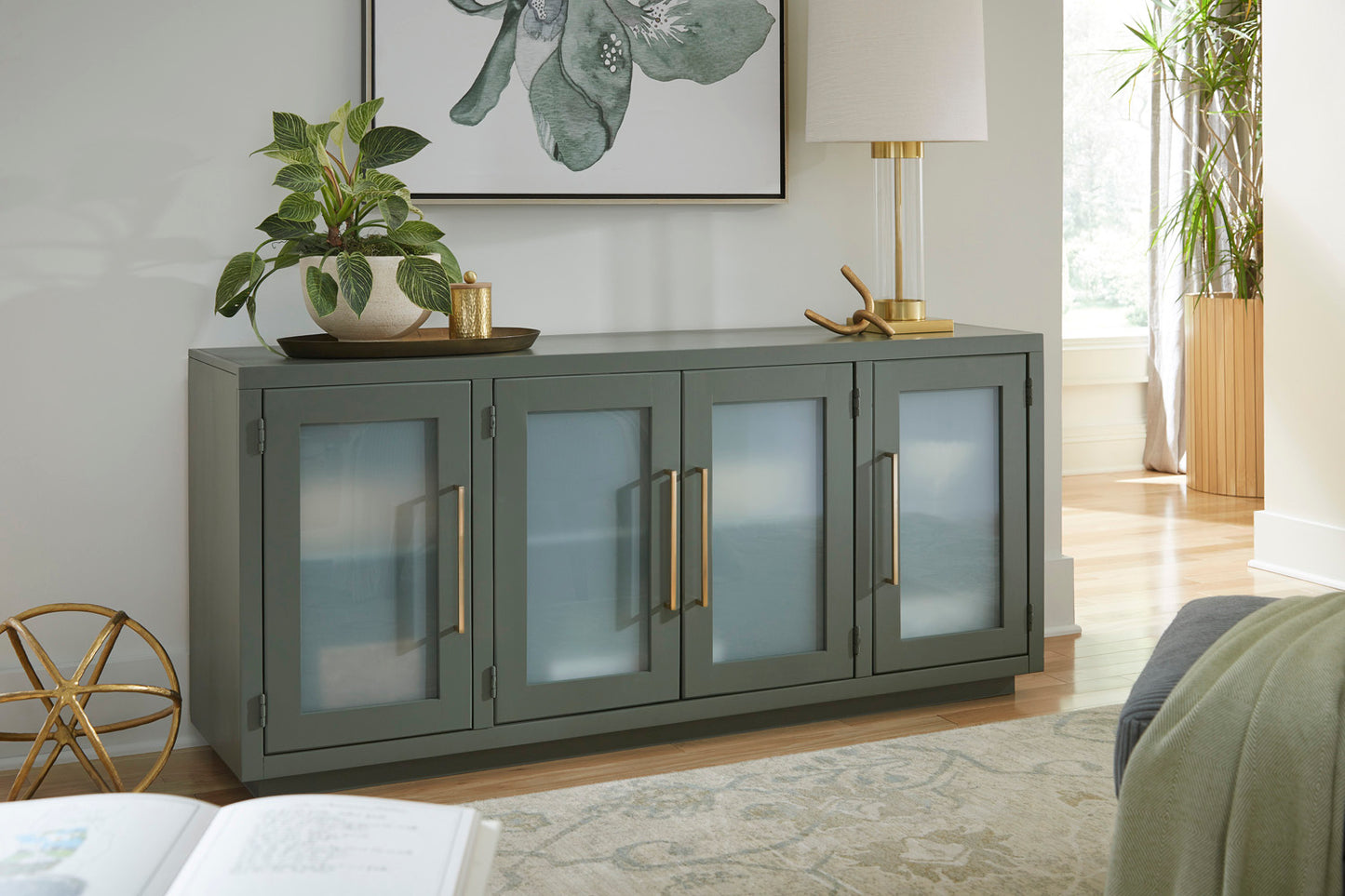 Perry Console With Doors - Chapin Furniture
