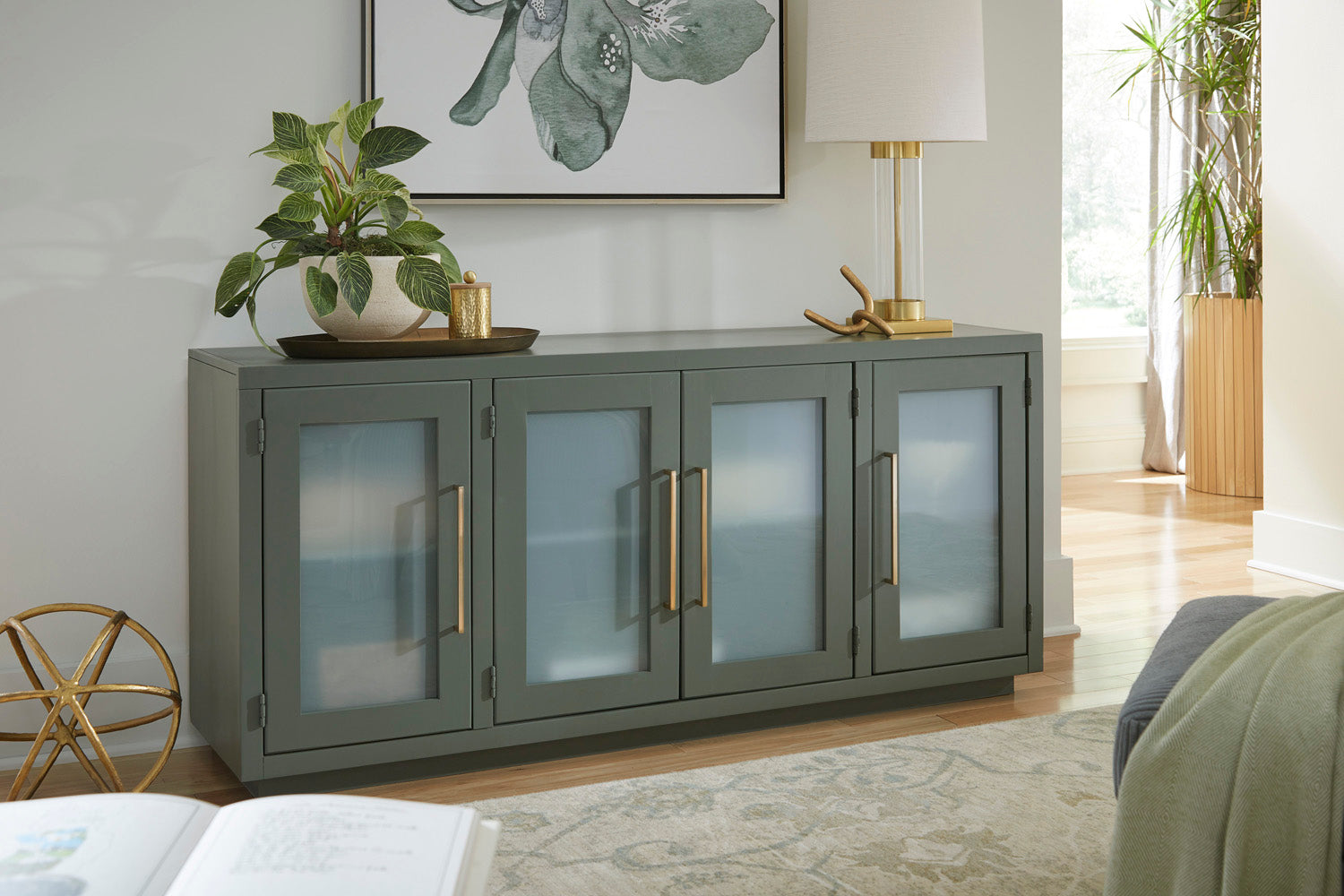 Perry Console With Doors - Chapin Furniture