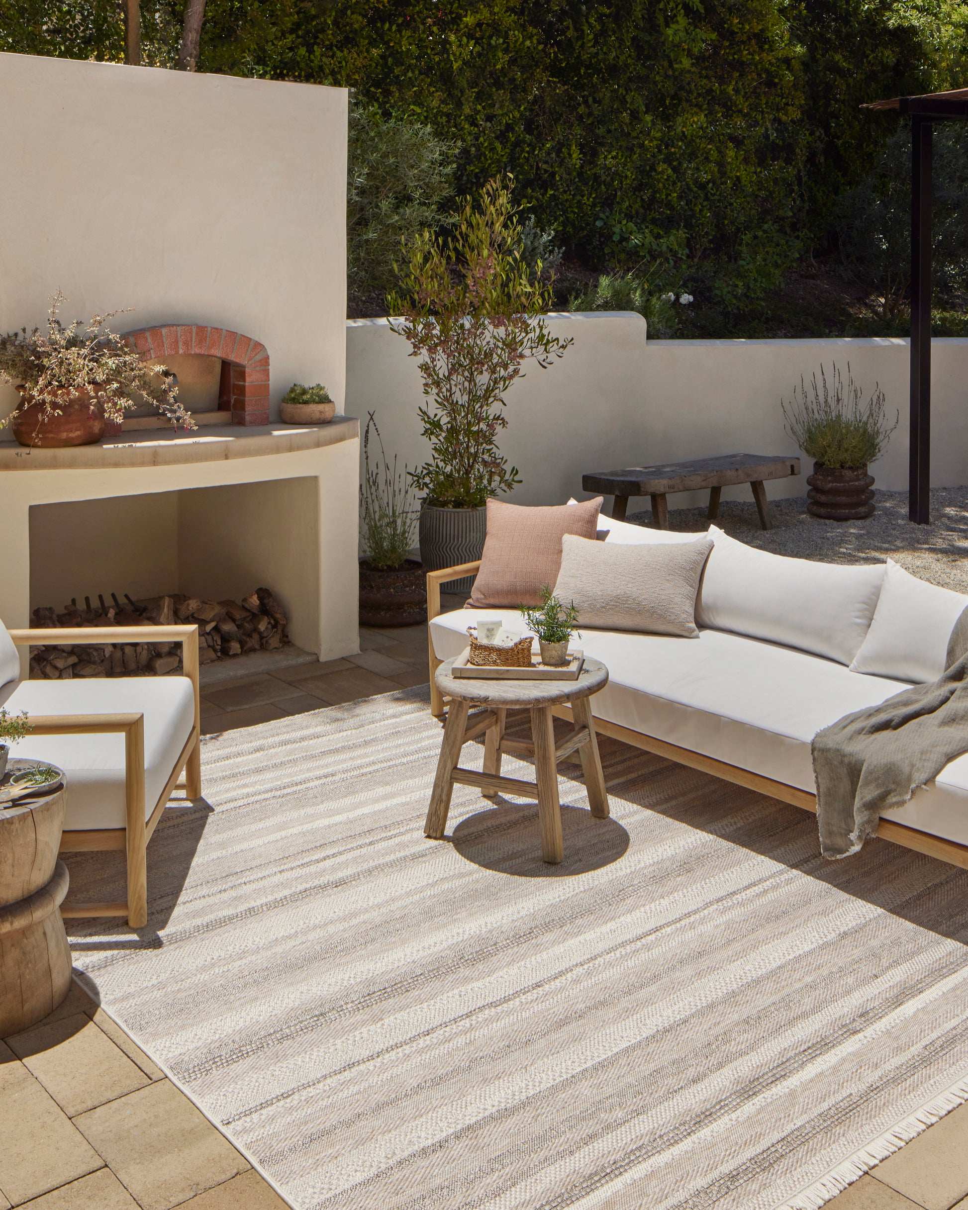 Amber Lewis Malibu 02 Ivory / Dove - Chapin Furniture