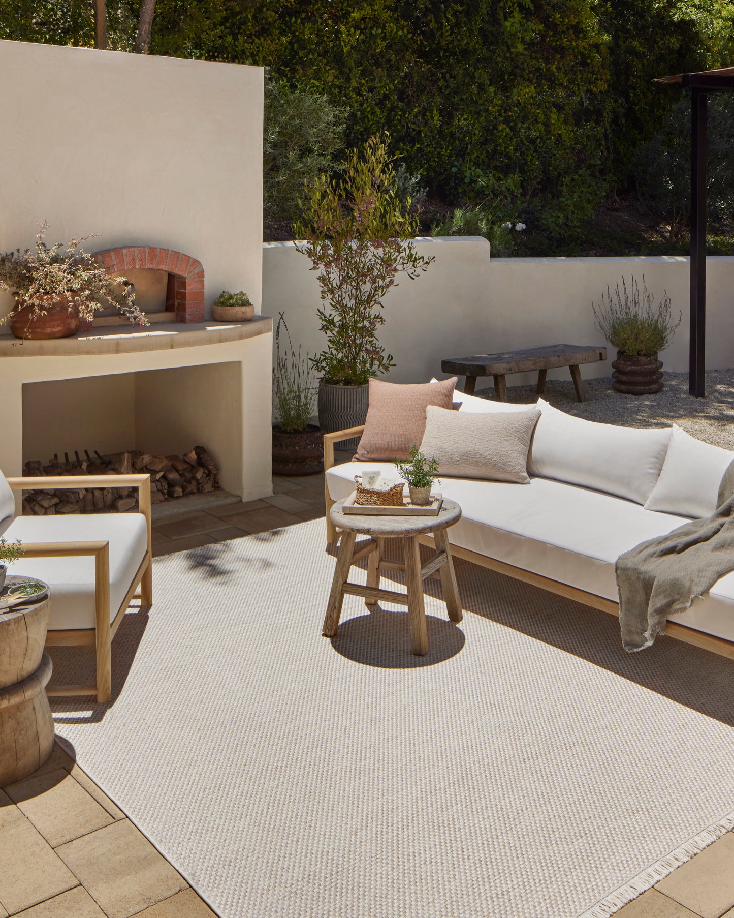 Amber Lewis Malibu 05 Ivory / Dove - Chapin Furniture