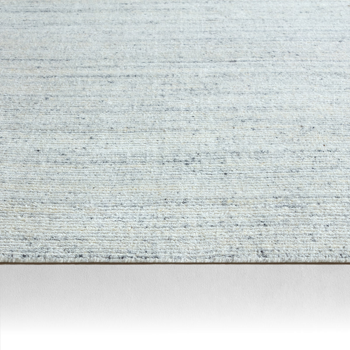 Jaipur Living Vassa Handmade Solid White/Gray Rug