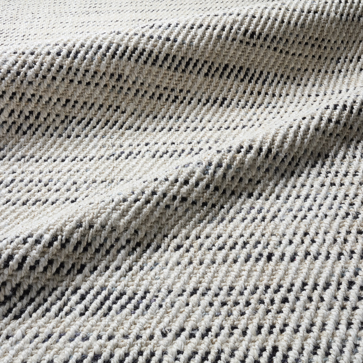 Naturals Tobago Almand NAT26 White/Black Rug - Chapin Furniture