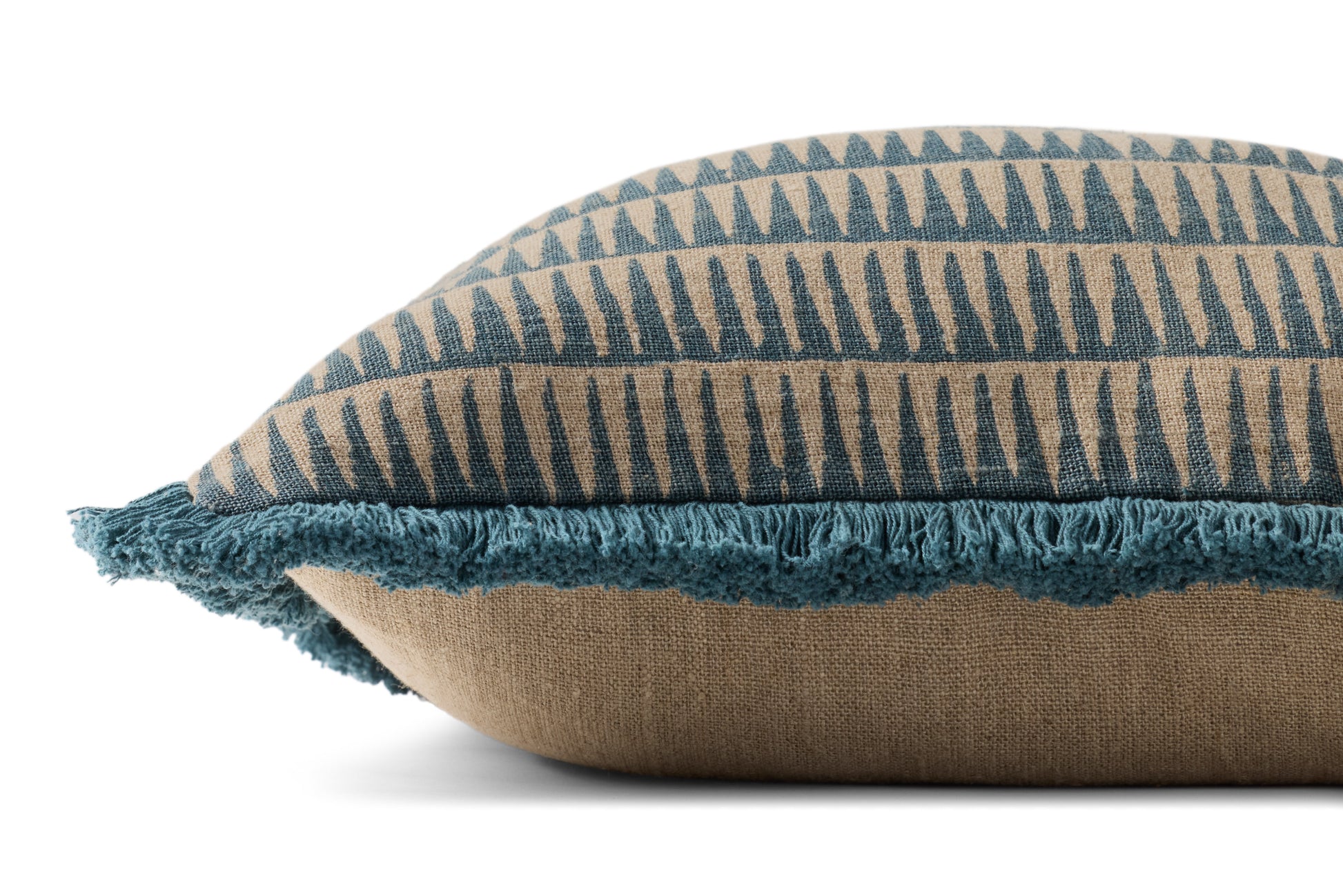 Loloi PLL0202  Natural / Blue 18'' x 18''Pillow - Chapin Furniture