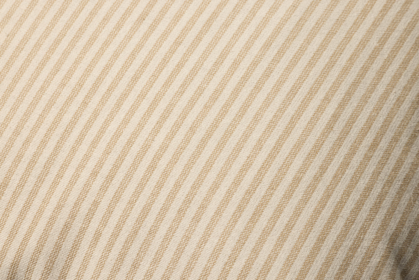 Jeremiah Brent x Loloi  Sullivan PJBR0001 Natural / Gold 22'' x 22'' Pillow - Chapin Furniture