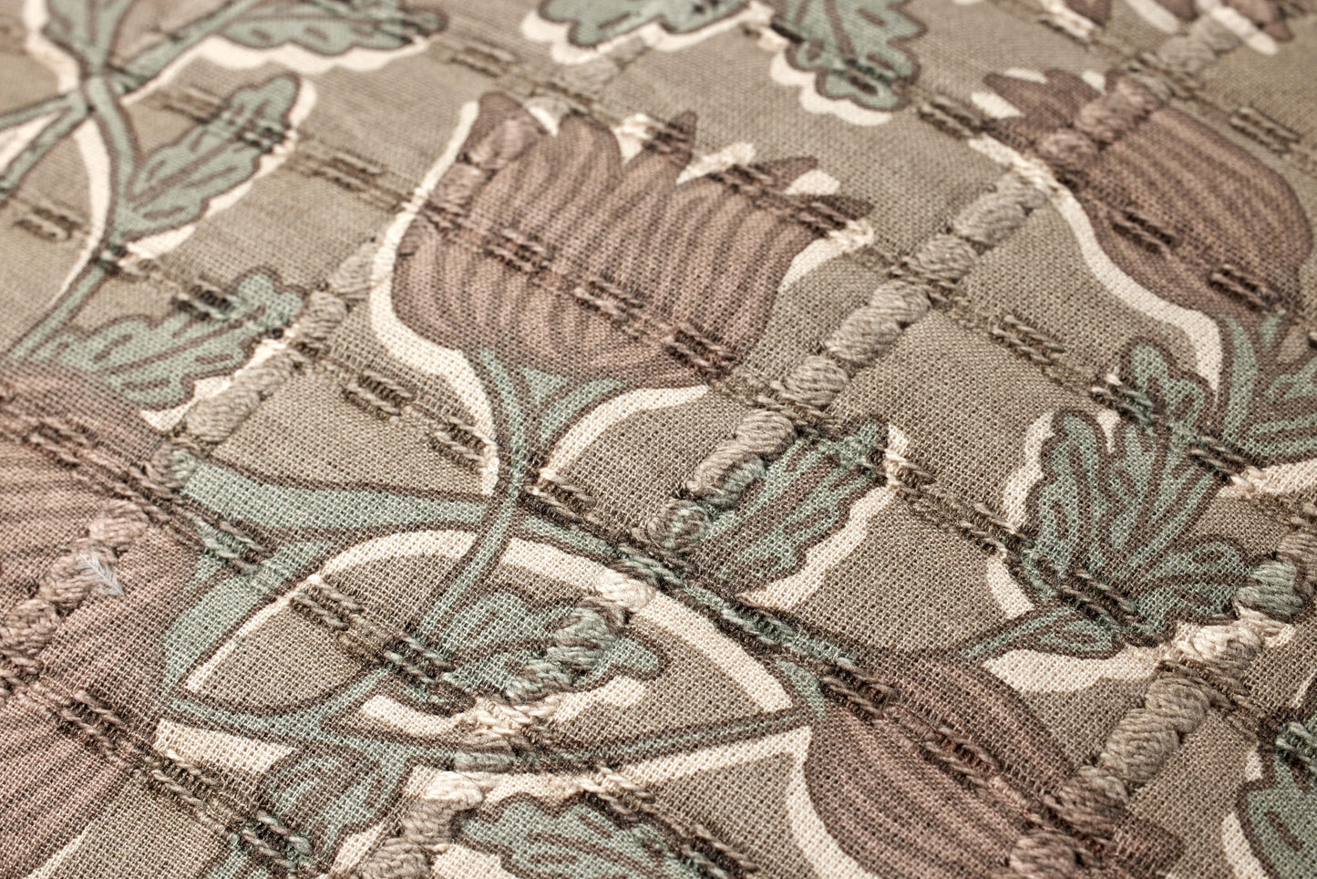 Jean Stoffer x Loloi PJS0019 Taupe / Rose 18'' x 18'' Pillow - Chapin Furniture