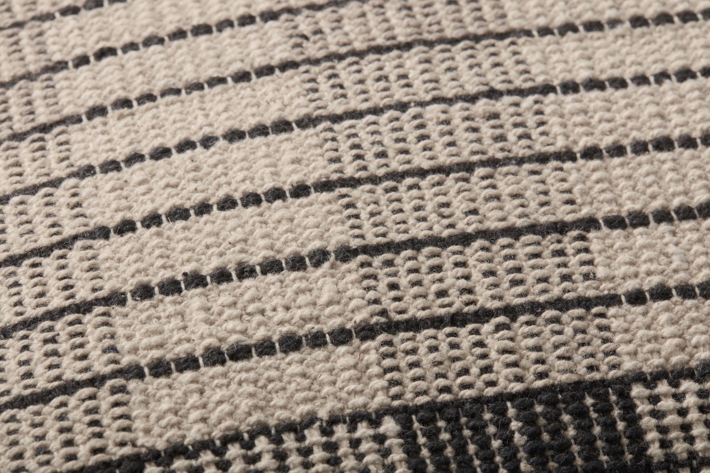 Amber Lewis Bernadino Pal0011 Ivory / Black Pillow - Chapin Furniture